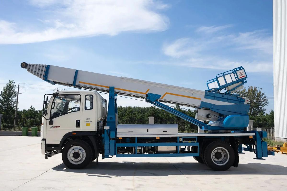 上安乡云梯上料车租赁费用